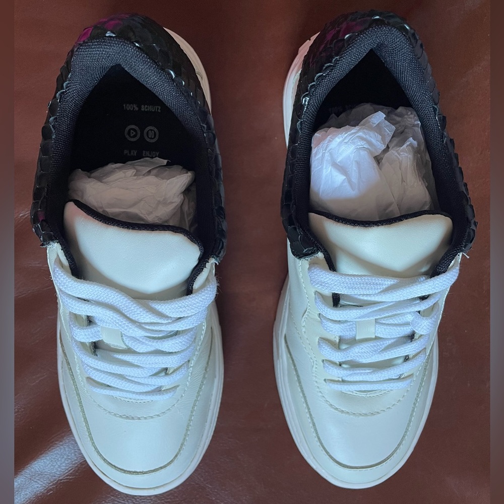 BNWT! SCHUTZ, OLIYAH, MULTIMATERIAL
NAPPA SNEAKERS, BRIGHT SNAKE, WHITE/BLACK 🖤🤍 - Picture 11 of 16